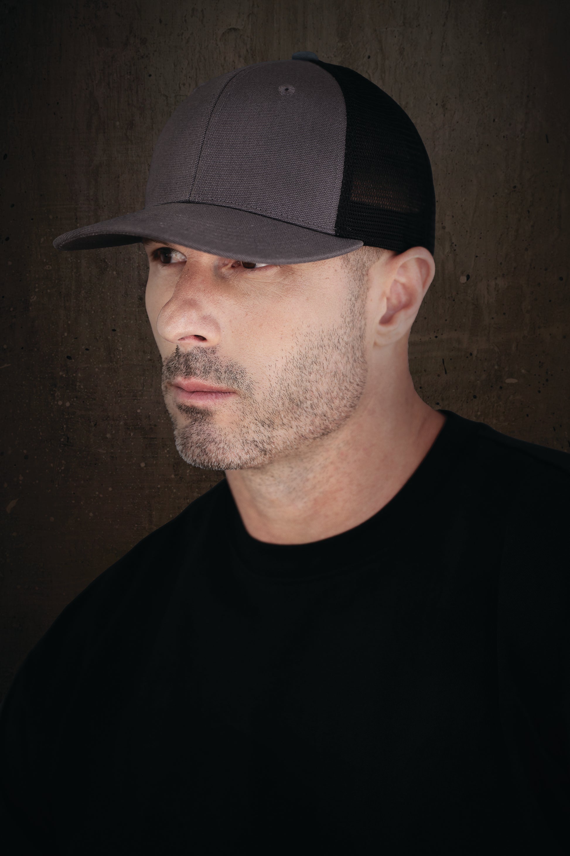 WeRK1333 – Model wearing Grey/Black